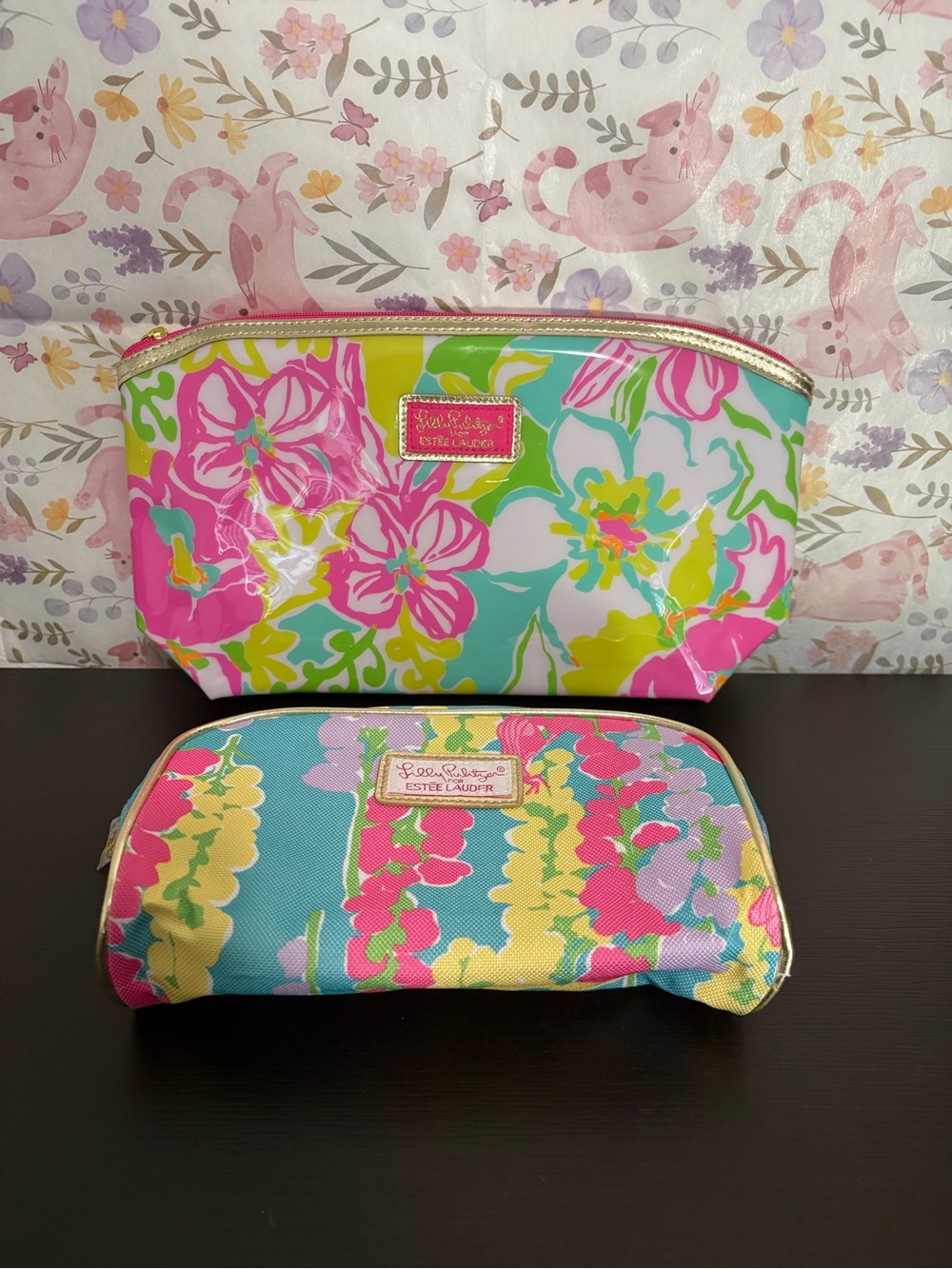 Set of 2 Lilly Pulitzer for Estée Lauder floral multi color cosmetic bags. EUC